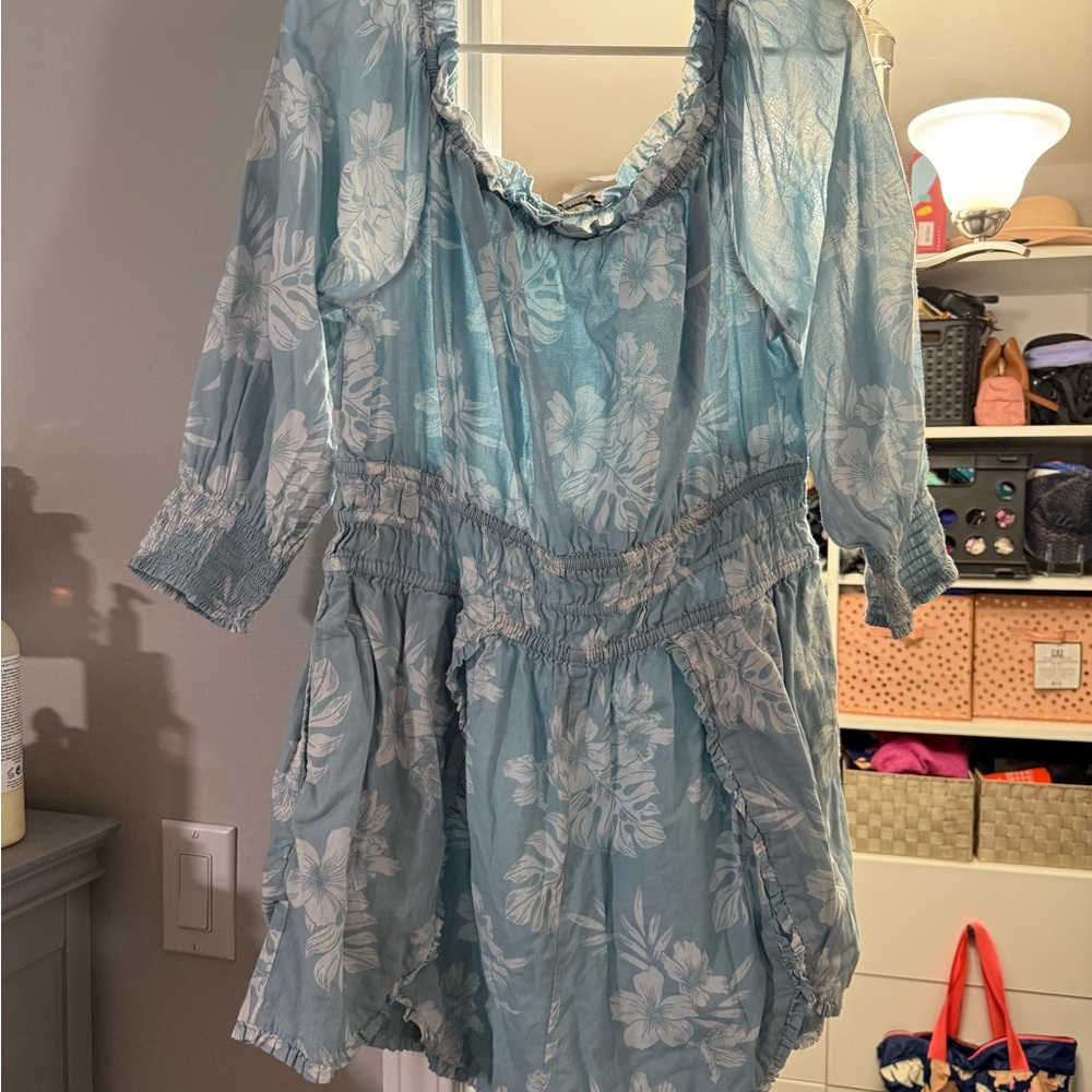 American Eagle Outfitters Light Blue Garment